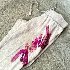 PINK Capri sweats